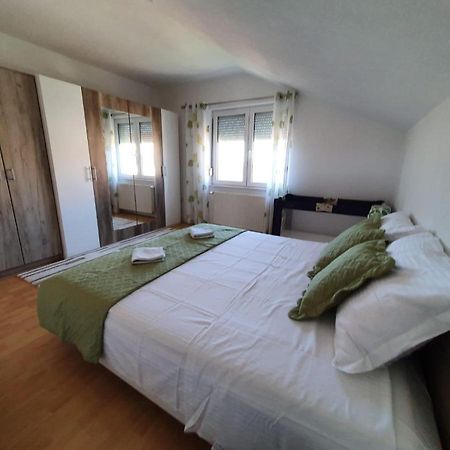 Apartman Laura Apartment Zadar Bagian luar foto