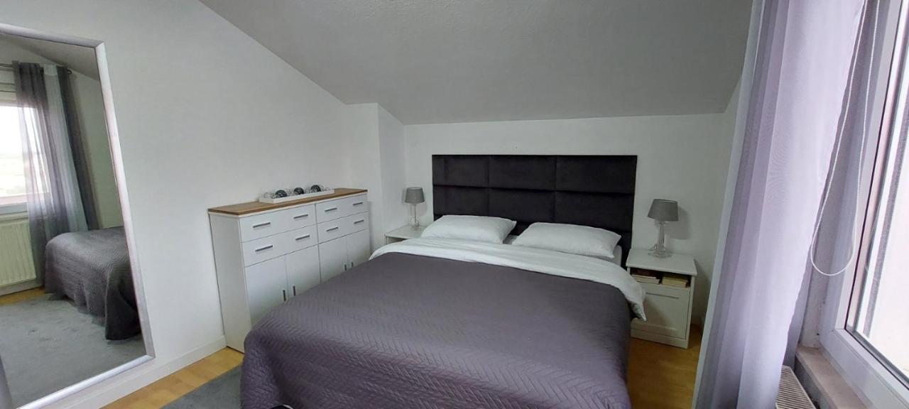 Apartman Laura Apartment Zadar Bagian luar foto